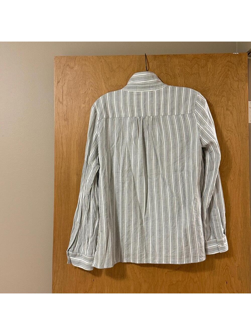 Kut from the Kloth Gray White Stripe Roll Tab Sleeve Popover Shirt Women's Small - Picture 3 of 9